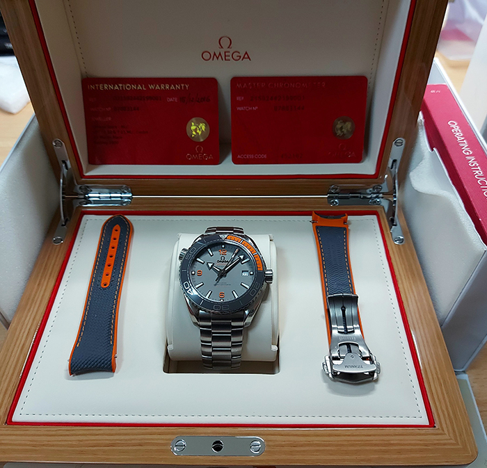 Omega Seamaster Planet Ocean Titanium 600 metres Wristwatch Ref. 215.92.44.21.99.001